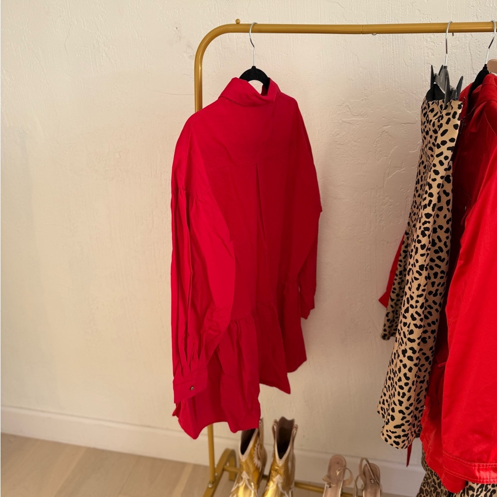 Vibrant Red Button-Up Dress - Picture 2 of 2